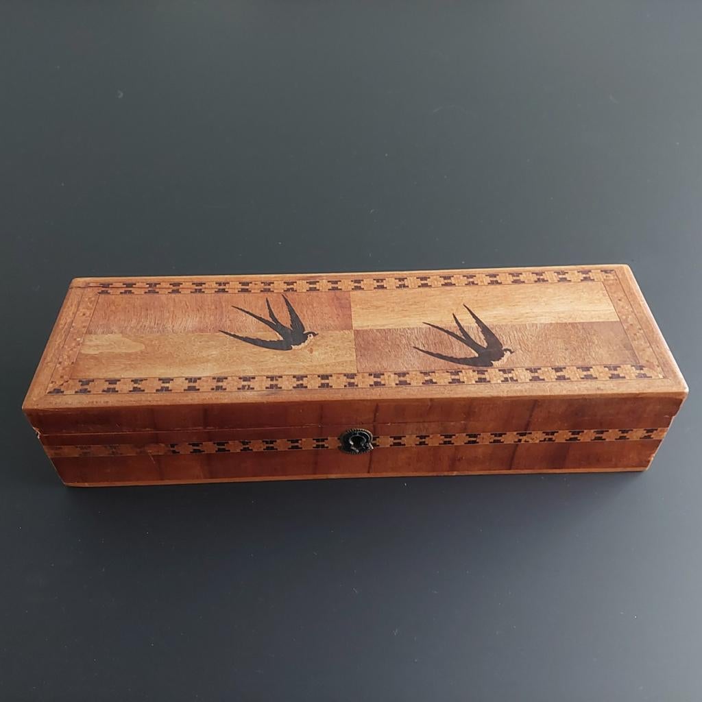 Belle ancienne boîte en bois, boîte à bijoux, boîte à crayon, Enlèvement