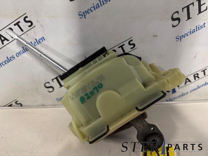 Levier de sélection automatique d'un Mercedes E-Klasse, 3 mois de garantie, Utilisé, -, -