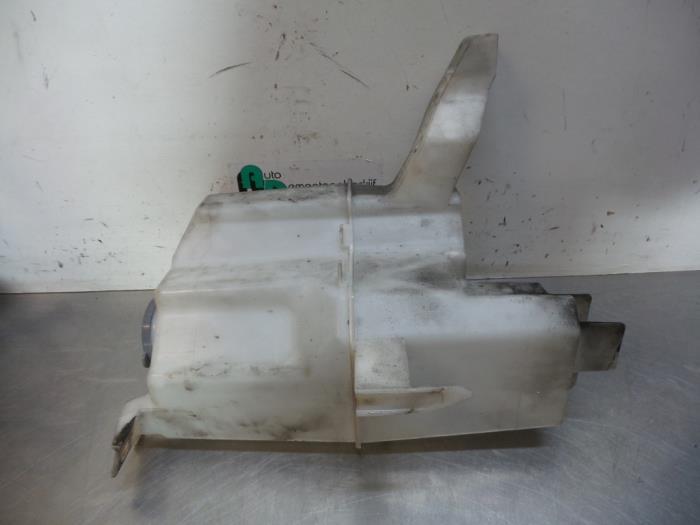 Réservoir lave-glace avant d'un Nissan NV200, -, Utilisé, -, Nissan
