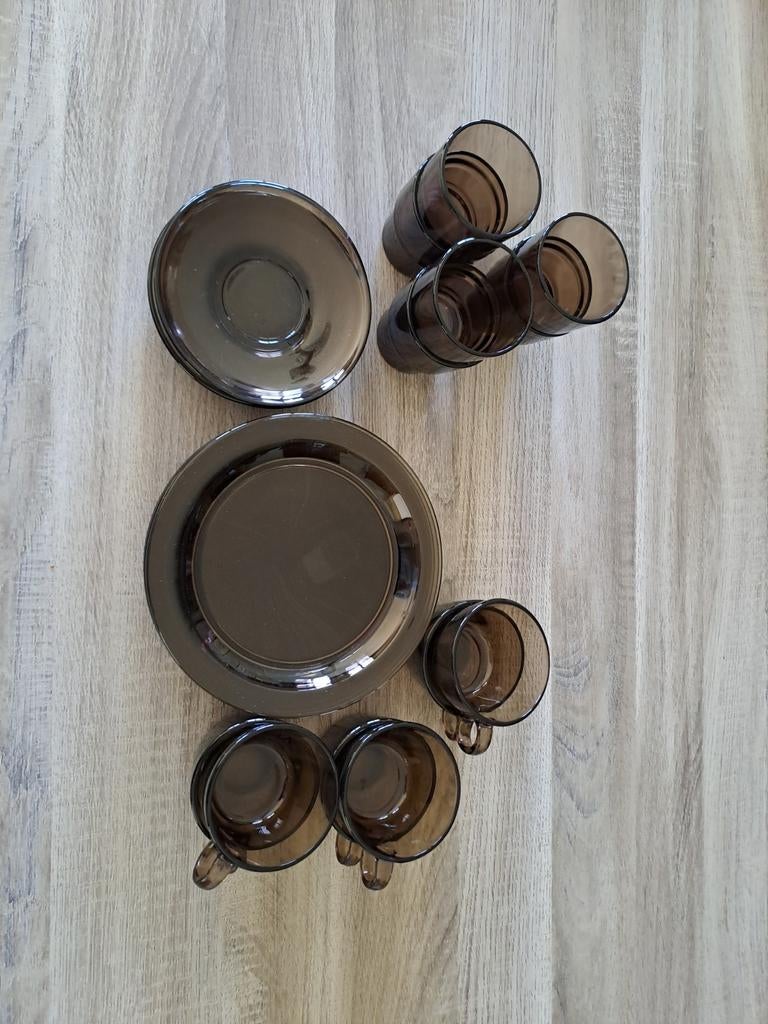 Vintage ontbijtservies Vereco France, Enlèvement, Assiettes(s)