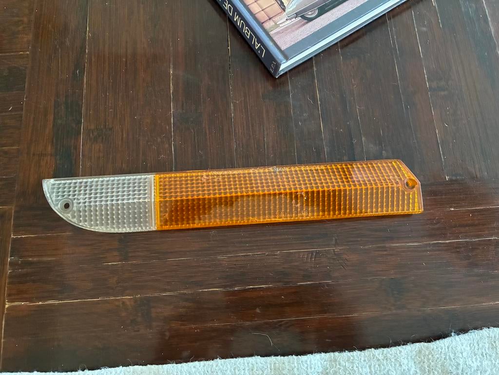 cabochon clignotant droit Peugeot 504, Ophalen, Peugeot