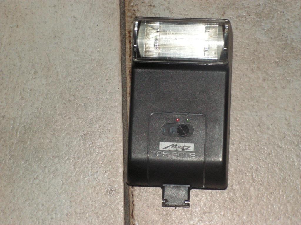 Flash Mecablitz 25 BCT2 d'époque., TV, Hi-fi & Vidéo, Photo | Flash, Utilisé, Enlèvement ou Envoi