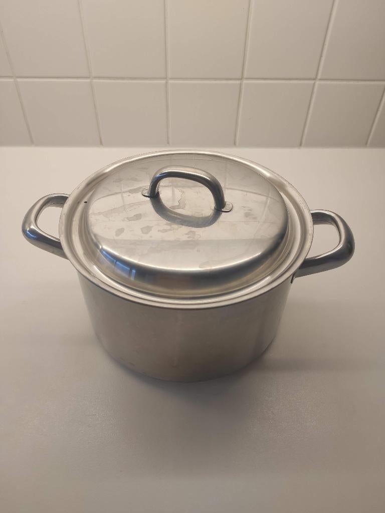 kookpot inox met metalen deksel 18 cm, niet voor inductie,, Ophalen, Gebruikt, Inox, Kookpan of Snelkookpan
