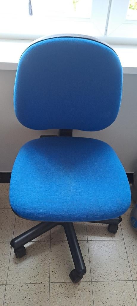 Chaise d'ordinateur bleu / Article déjà vendu ✅️, Maison & Meubles, Chaises de bureau, Utilisé, Chaise de bureau, Bleu, Enlèvement