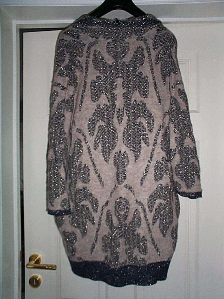 Prachtige Cardigan La Fée Maraboutée Gilet M Np € 185, La fée maraboutée, Enlèvement ou Envoi, Neuf, Taille 38/40 (M)