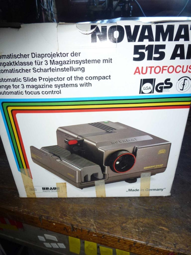 Projecteur pour dias BRAUN type NOVAMAT 515-AF , Enlèvement ou Envoi, Comme neuf