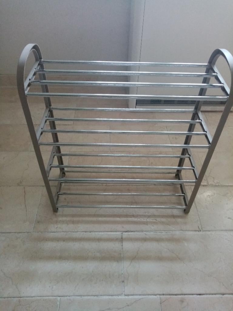 Étagère à chaussures, Enlèvement