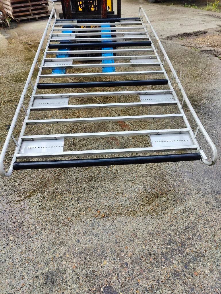 Aluminium bagagerek / imperials. Rode plavuizen.Webasto, Auto diversen, Dakdragers, Gebruikt, Ophalen of Verzenden