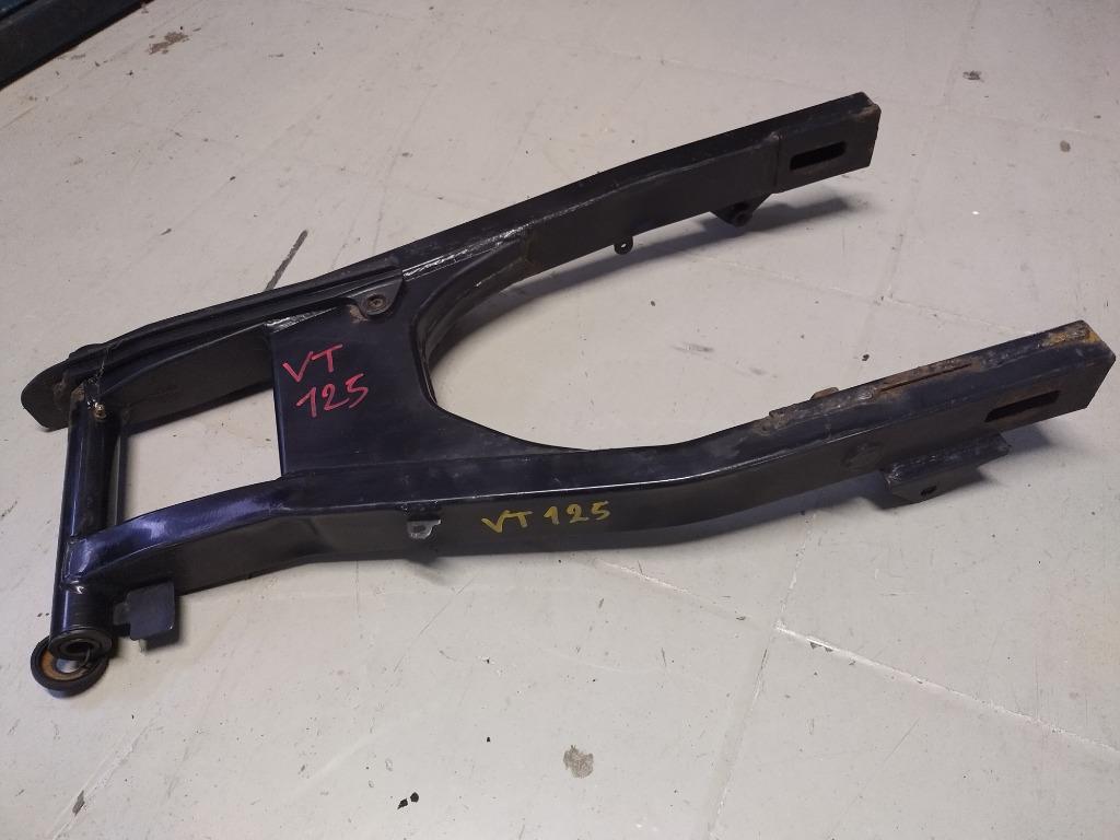 daelim vt 125 achterbrug, Motos, Enlèvement ou Envoi, Utilisé