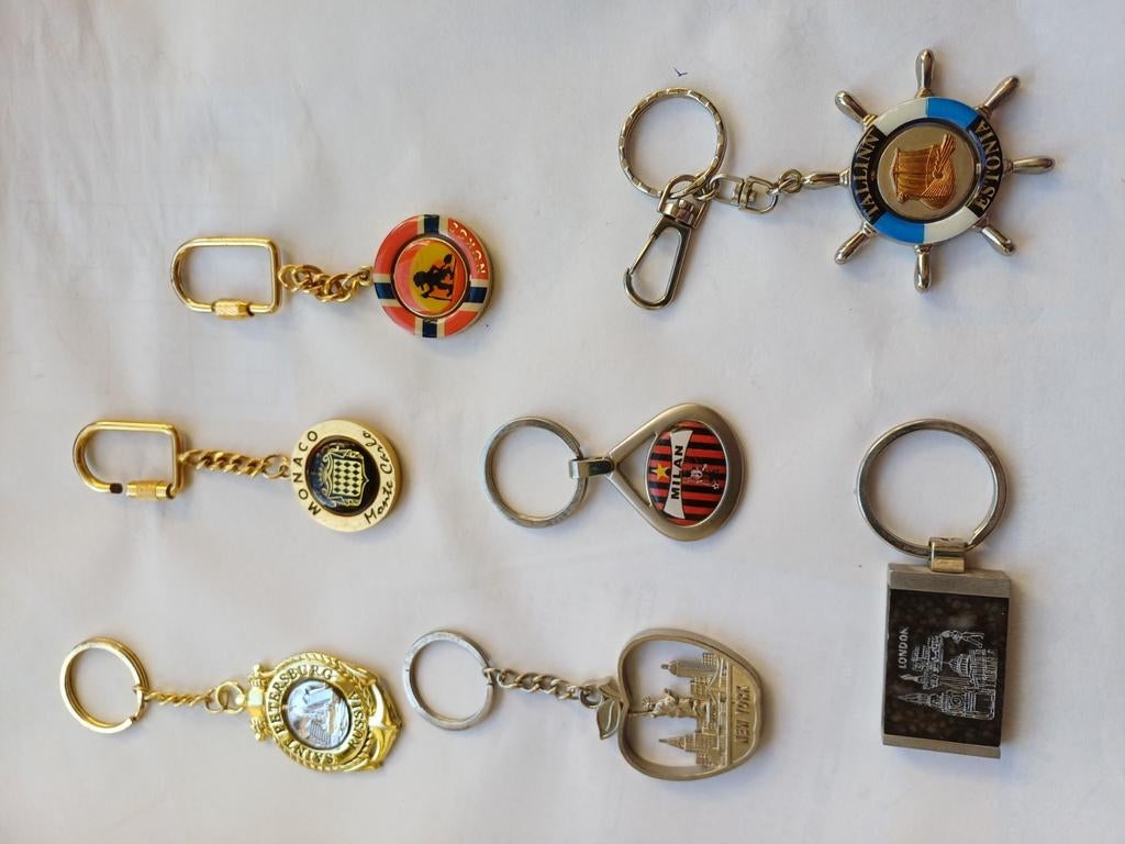 Sleutelhangers van best places over the world., Ophalen of Verzenden, Zo goed als nieuw