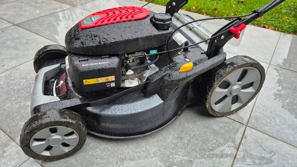 Honda zelftrekker. 2 zomers gebruikt., Enlèvement, Utilisé