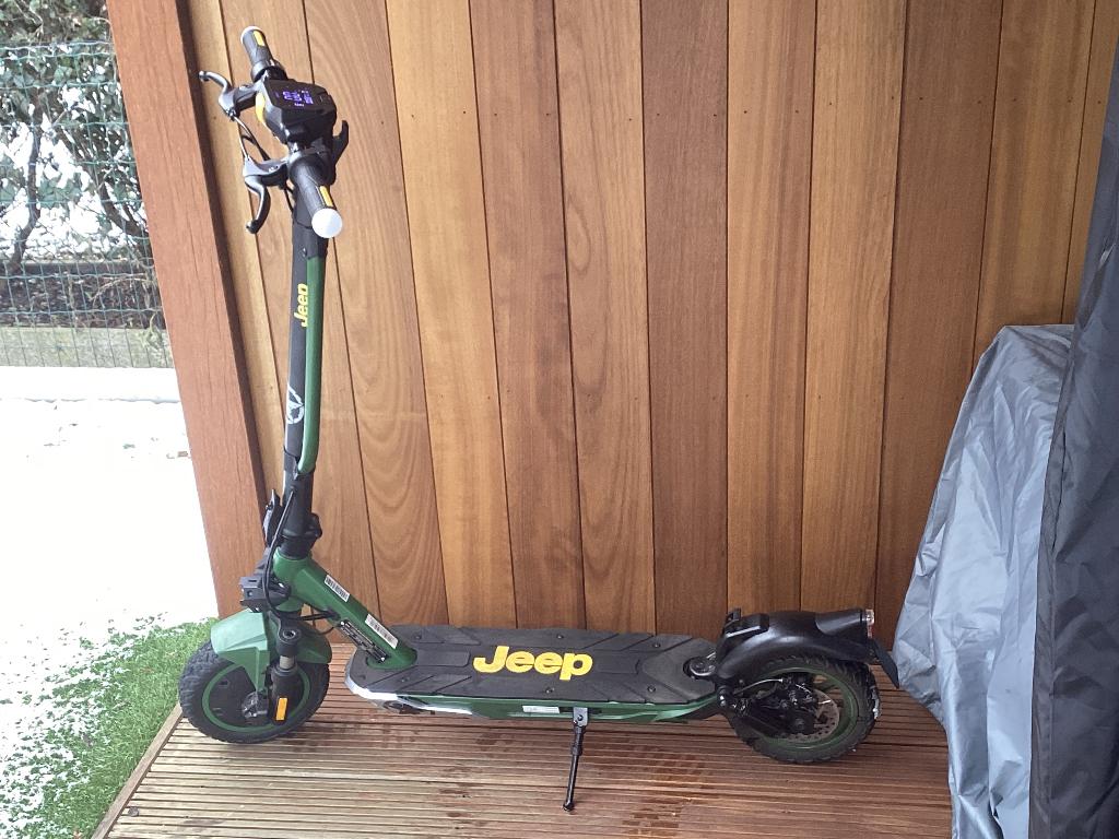 E-step, Fietsen en Brommers, Ophalen, Nieuw, Elektrische step (E-scooter), Jeep