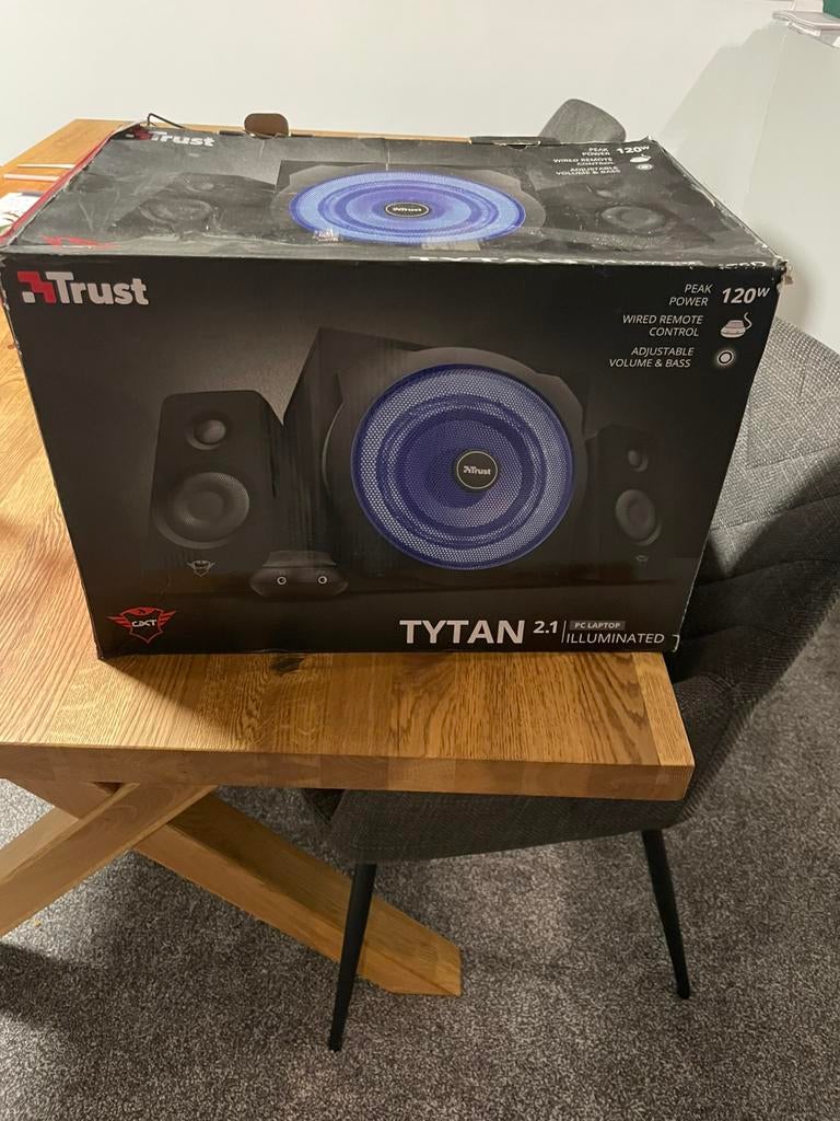 Trust Tytan 2.1, Enlèvement, Utilisé, Canal audio 2.1, TRUST