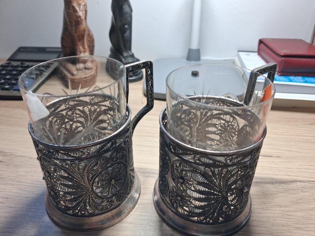 Zilveren tassen. Zeldzaam ,, Ophalen