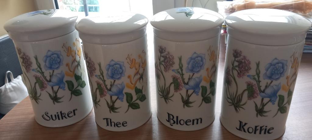 4 pots vintage en porcelaine Philippe Deshoulières., Antiquités & Art, Enlèvement ou Envoi