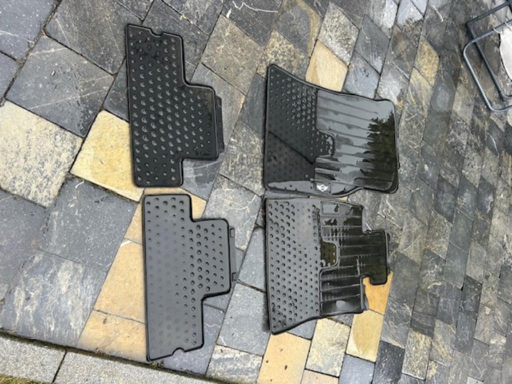 TAPIS EN CAOUTCHOUC POUR MINI COUNTRYMAN, Enlèvement, Utilisé