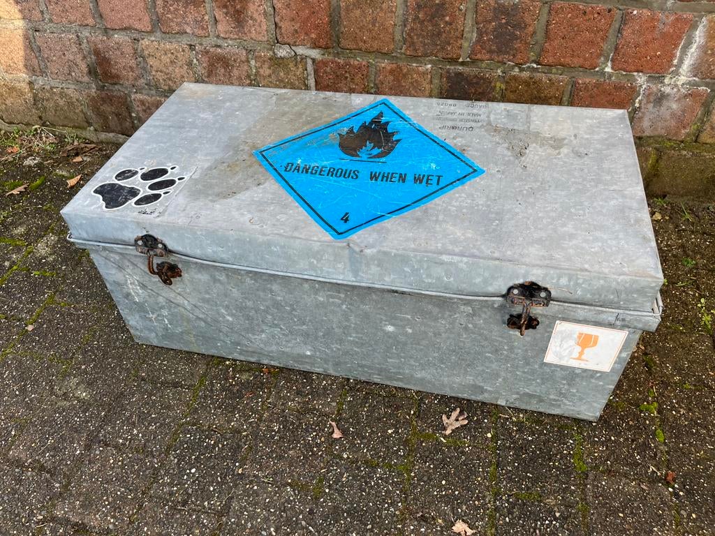 Duik koffer, Enlèvement