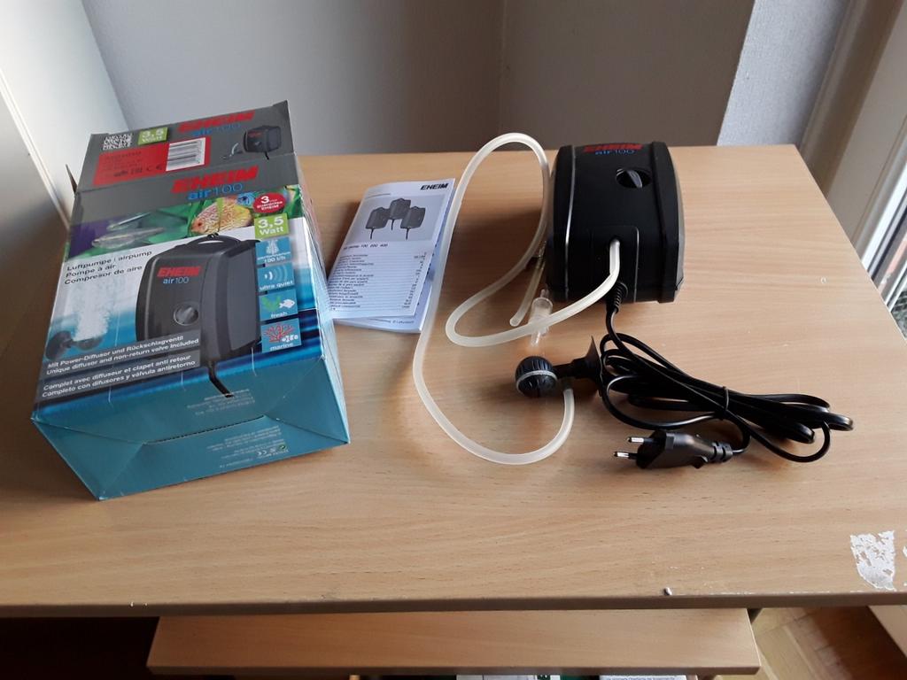 Eheim air 100 aquariumluchtpomp, Dieren en Toebehoren, Ophalen, Gebruikt