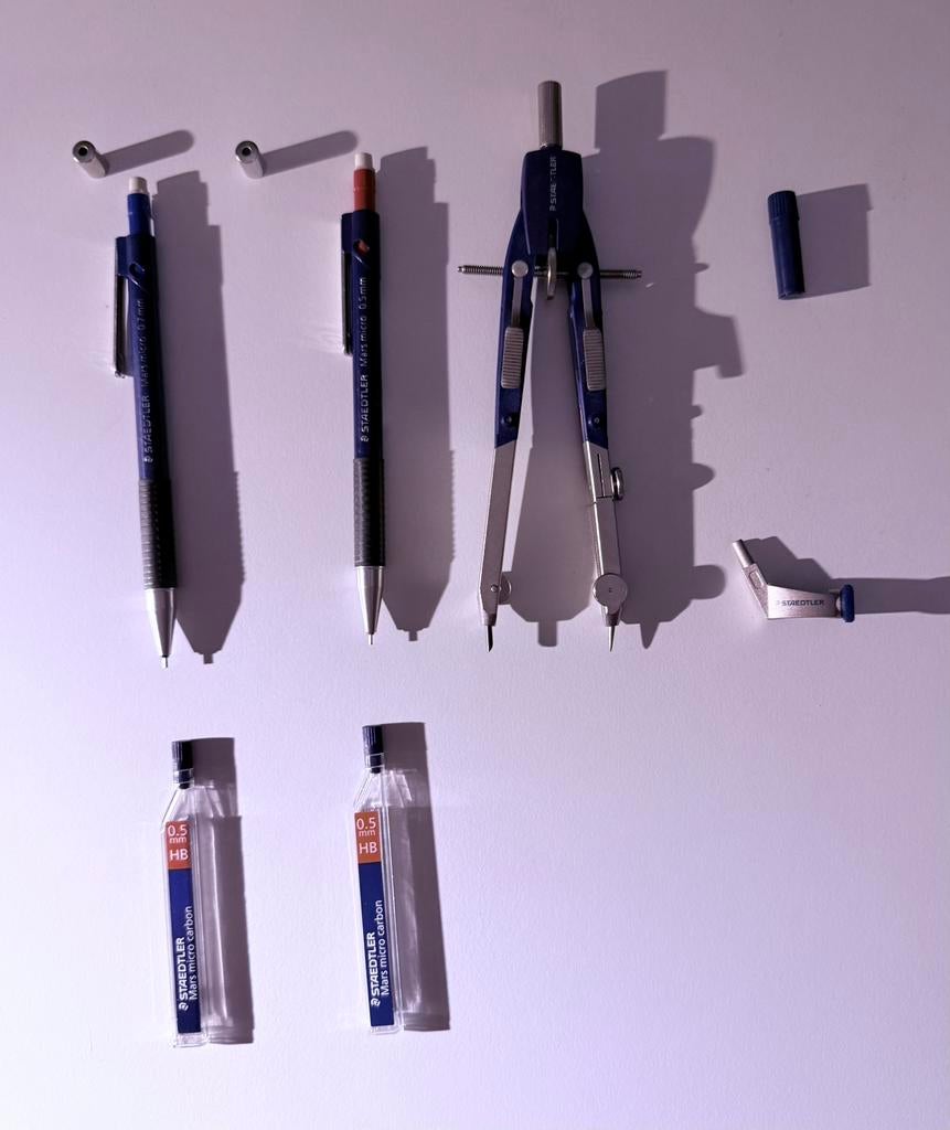 Staedtler Mars compas premium à vis + adaptateur universel, Divers, Enlèvement ou Envoi, Comme neuf