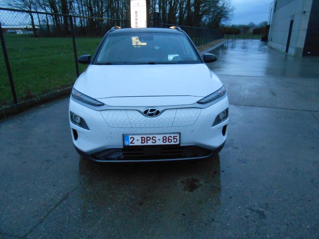 Hyundai Kona EV met nieuwe motor (lees advertentie), Auto's, Hyundai, Zwart, Wit, Leder, 5 zetels
