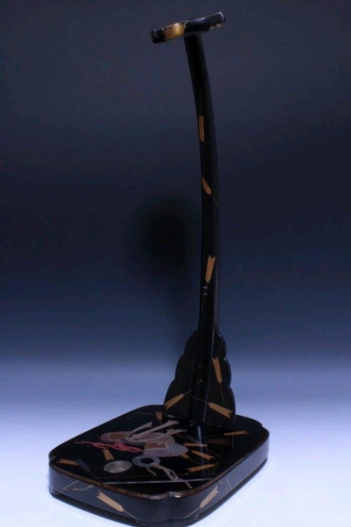 Zeldzame Makie Victory Symbol Samurai Edo katanahouder, Verzamelen, Ophalen of Verzenden, Overige soorten, Zwaard of Sabel