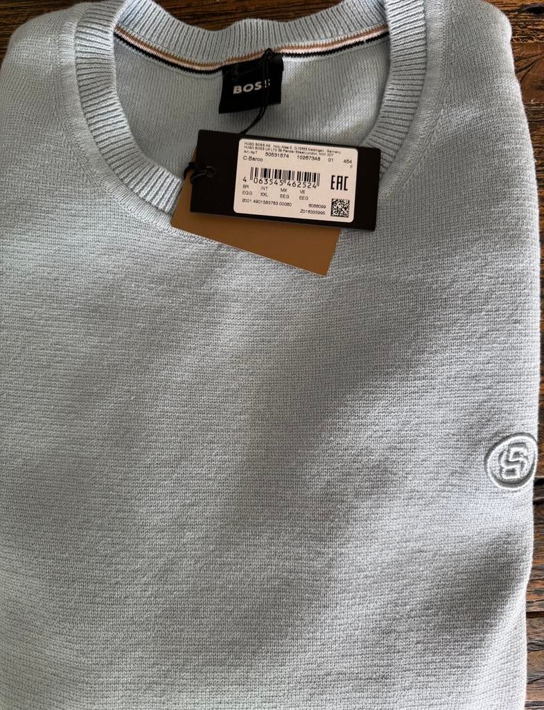 Très beau pull neuf signé Hugo Boss !, Vêtements | Hommes, Pulls & Vestes, Enlèvement ou Envoi, Neuf, Taille 56/58 (XL)