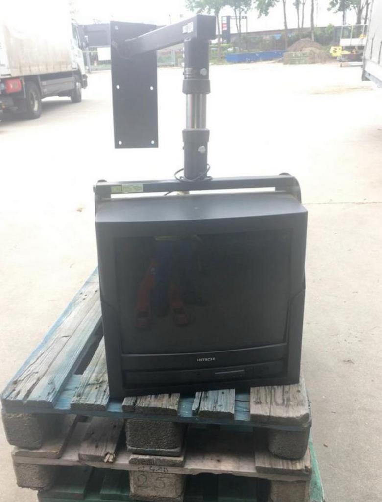 Hitachi tv met ingebouwde beveiligingscamera, Enlèvement, Comme neuf
