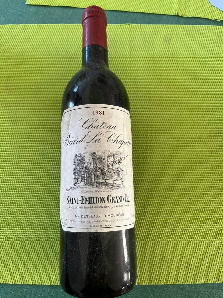 Saint Emilion Grand Cru 1981, Collections, Vins, Pleine, Comme neuf, Enlèvement, Vin rouge