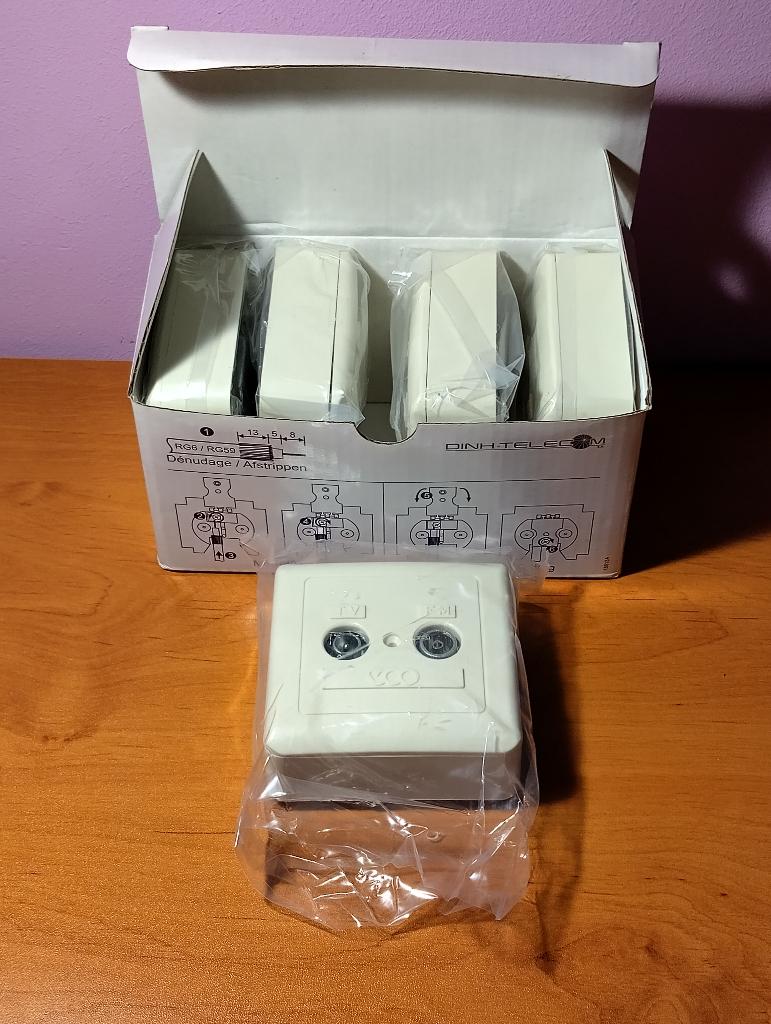 1 boîte de 5 pcs VOO-01A/AS avec socle DINH-Telecom, Bricolage & Construction, Électricité & Câbles, Enlèvement, Neuf, Autres types