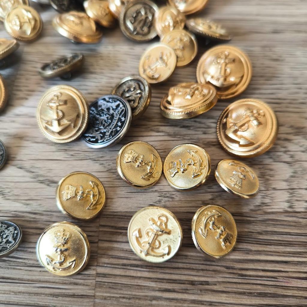 lot de 80 nœuds, Enlèvement