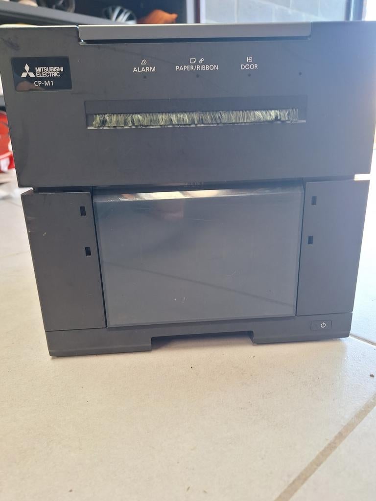 Mitsubishi CP-M1 fotoprinter 750 prints, Ophalen