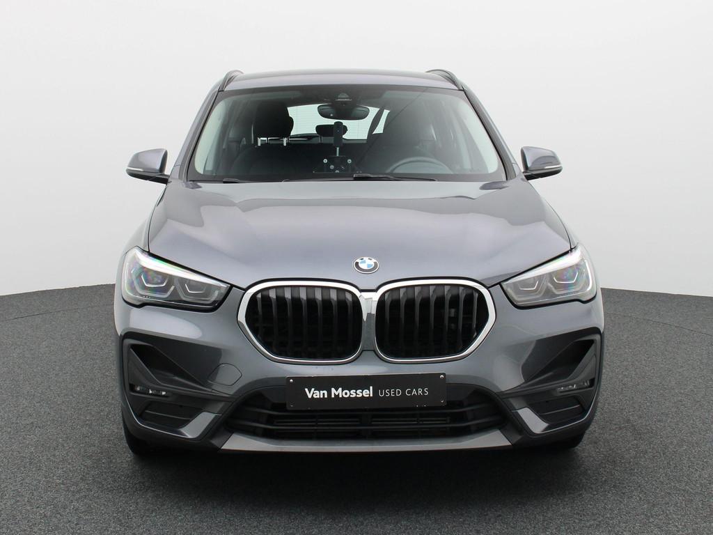 BMW X1 xDrive25e (162 kW), Stof, Gebruikt, https://public.car-pass.be/vhr/1b296abb-1fda-4dfa-bc35-2567a26fa63c, Plug-in hybride