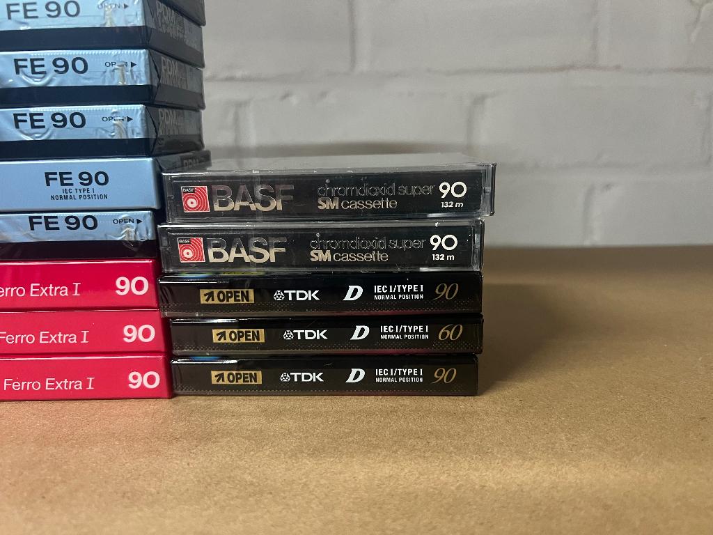 25 nieuwe audiocassettes, Cd's en Dvd's, Cassettebandjes, Ophalen of Verzenden, Nieuw in verpakking, 2 t/m 25 bandjes, Onbespeeld