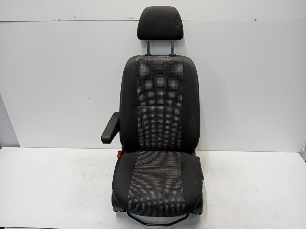 Stoel links voor Mercedes-Benz Sprinter, Auto-onderdelen, Onderdelen@venauto.nl, Van der Ven Autorecycling B.V., Gebruikt, Ettenseweg 76, 4706 PB Roosendaal, The Netherlands