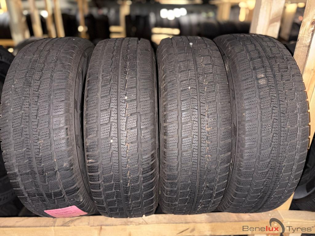 winter 205/70R15c 205/70R15 205/70/15 205/70 R15 2057015, Auto-onderdelen, 15 inch, -, -, Band(en)