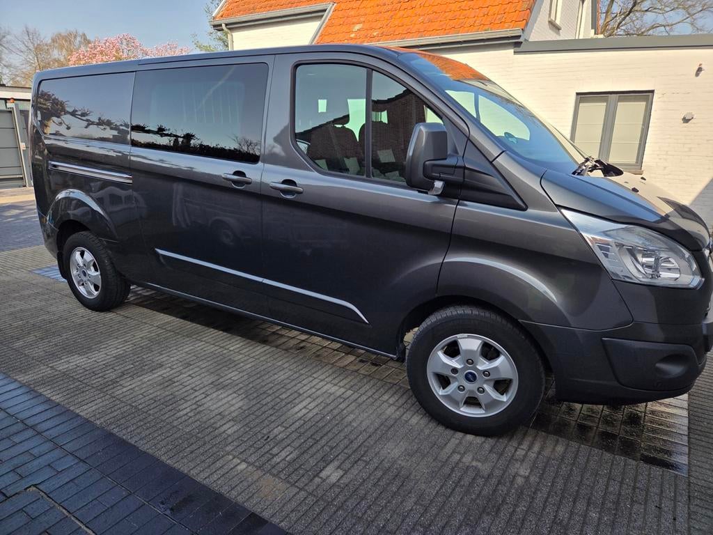 Ford Transit custom dubbele cabine L2 125 pk 2016-151000 km, Auto's, Voorwielaandrijving, Stof, Euro 6, 6 deurs