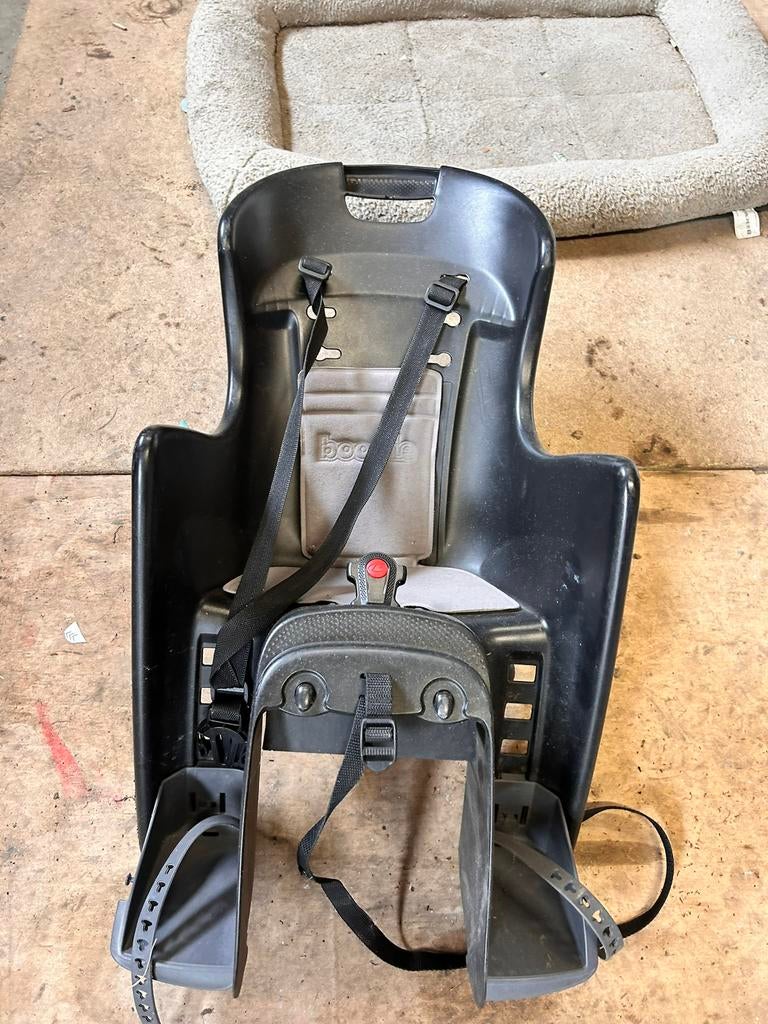 Polisport boodie, Fietsen en Brommers, Fietsaccessoires | Fietsstoeltjes, Ophalen, Gebruikt, Achterzitje, Voetsteuntjes