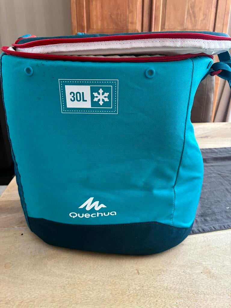 Frigo zak blauw 30 l quechua, Caravans en Kamperen, Koelboxen, Ophalen, Gebruikt, Koeltas, Koelelement