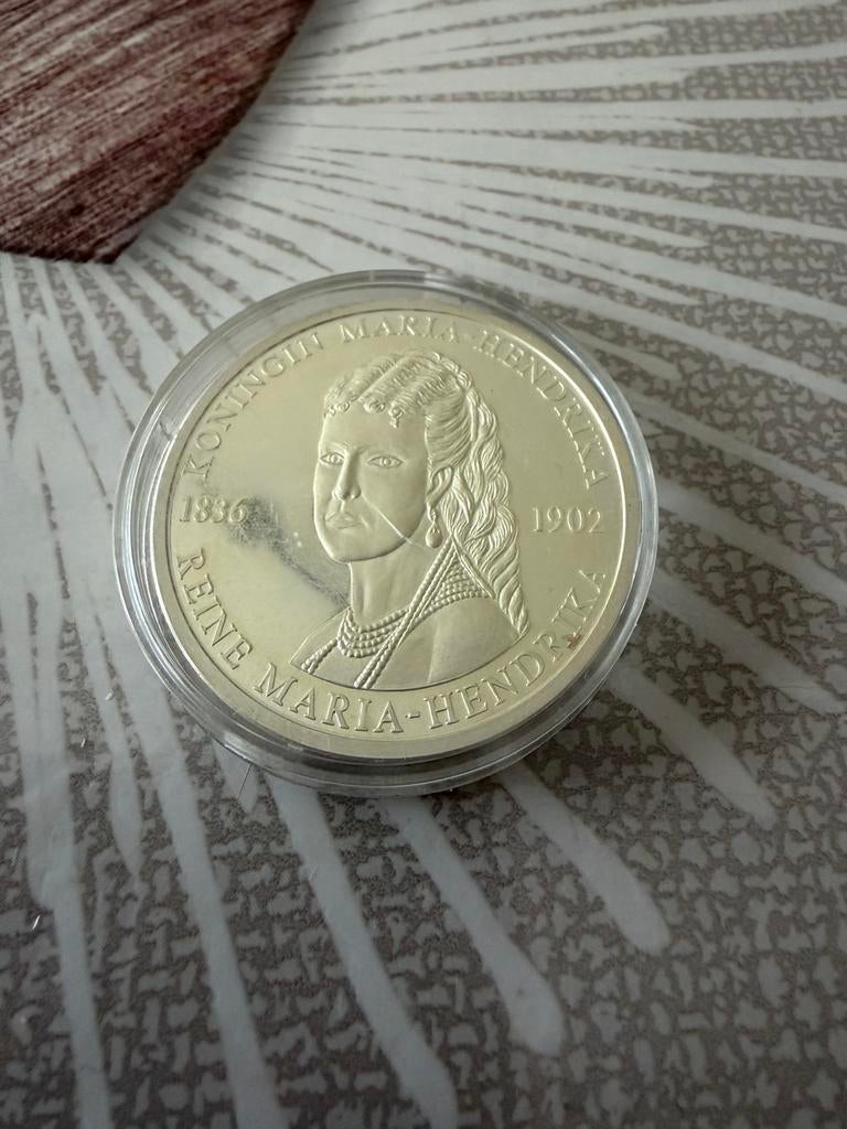 Koningin Marie-Henriette Belgische medaille  zilver 999 —, Postzegels en Munten, Munten | Europa | Euromunten, Ophalen of Verzenden