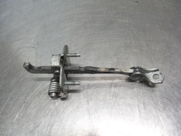 Deurvanger 2Deurs rechts van een Renault Trafic (Trafic 01-), Auto-onderdelen, Gebruikt, -, Renault, -