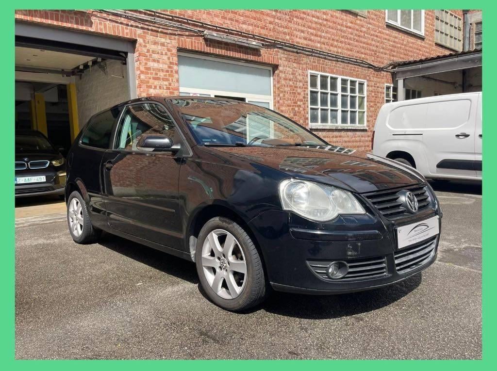 Volkswagen Polo 1.4i  * Automatische Airco/Zetelverwarming*, Auto's, Volkswagen, Stof, Zwart, 4 cilinders, Zwart