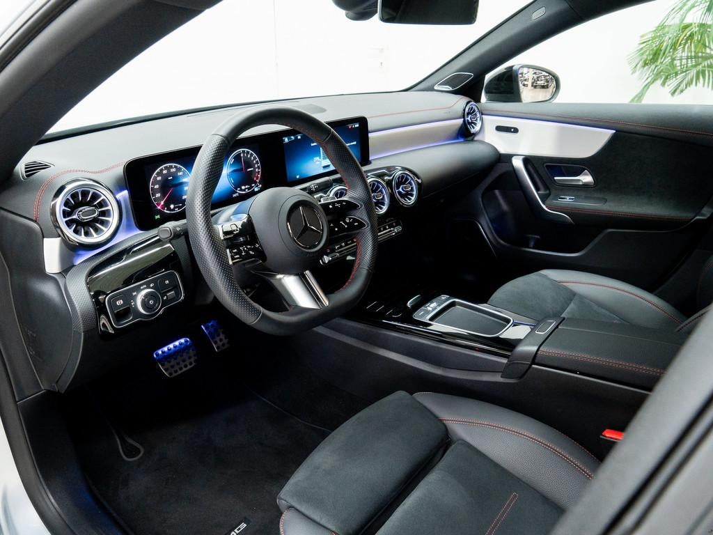 Mercedes-Benz CLA 250 e Coupé AMG Night 19" Burmester MULTI, Gebruikt, Zwart, Alcantara, 120 kW