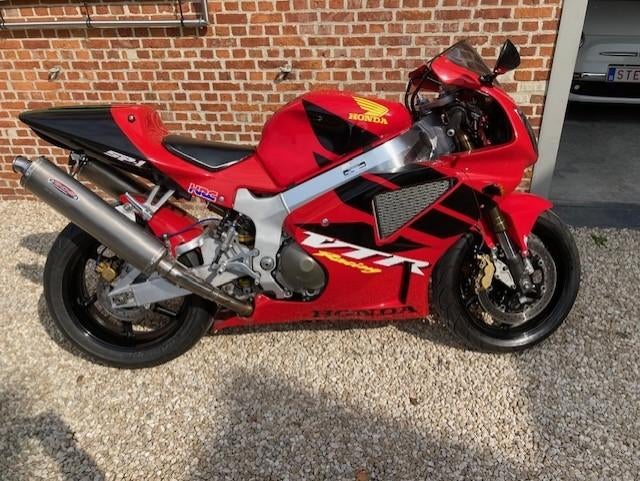 SP1 VTR RC51  SP1  2002 GEKEURD VOOR VERKOOP!, Motoren, 2 cilinders, Sportuitlaat, Motorrijbewijs A, Super Sport