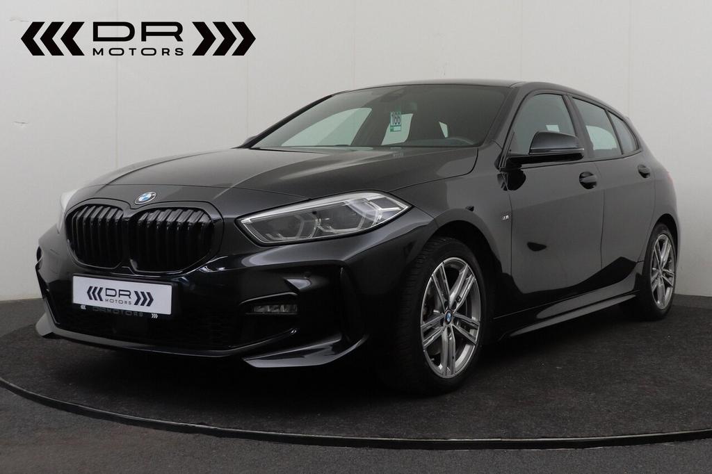 BMW 118 M SPORTPAKKET -, Zwart, Bedrijf, 3 cilinders, Stadsauto