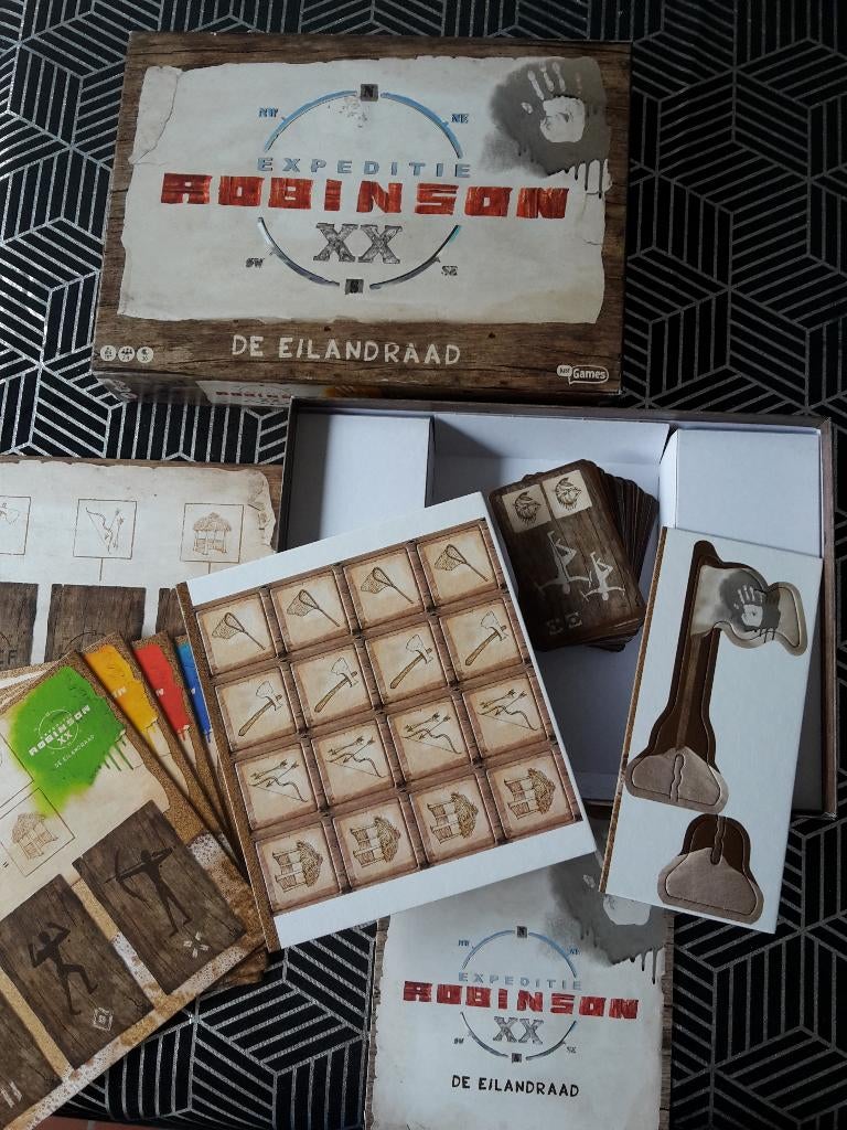 Nieuw spel Expeditie Robinson De Eilandraad, + 1 gratis demo, Hobby en Vrije tijd, Gezelschapsspellen | Bordspellen, Ophalen of Verzenden