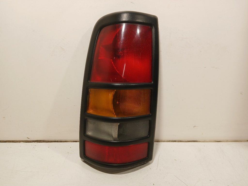 Achterlicht links buiten GMC Sierra, Auto-onderdelen, Verlichting, Onderdelen@venauto.nl, Van der Ven Autorecycling B.V., Gebruikt