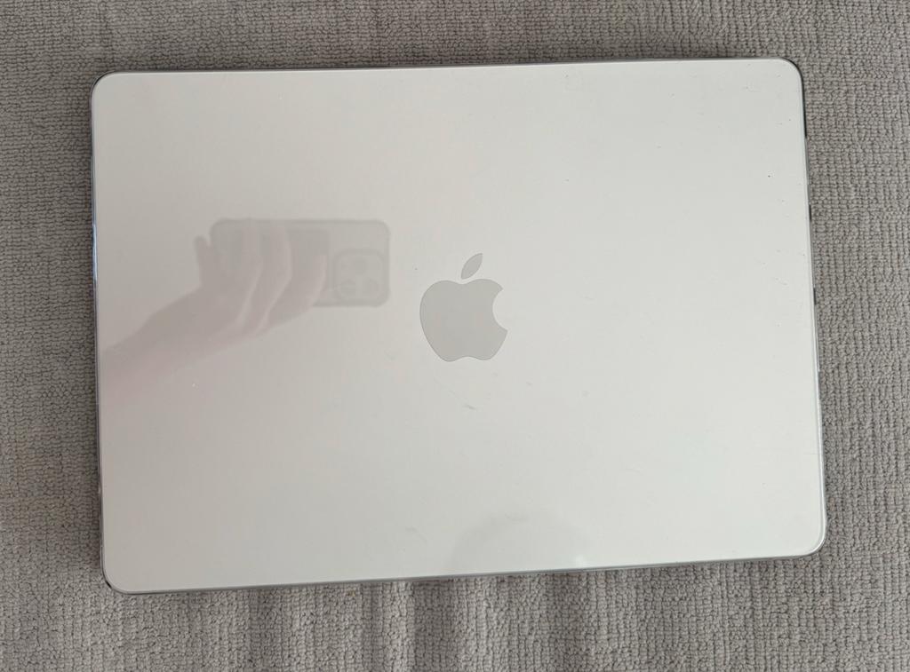 Apple MacBook Air 13-inch in het zilver met M3-chip,, Computers en Software, Apple Macbooks, Ophalen, Gebruikt, 256 GB, 13 inch