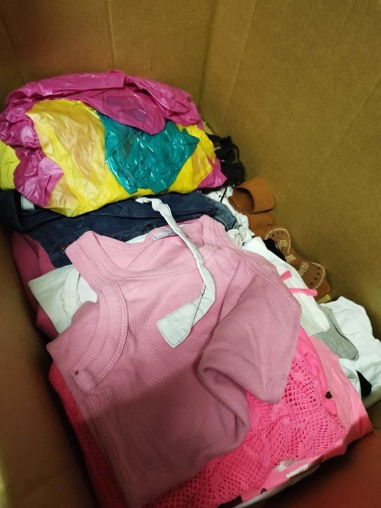 Lot vêtements divers  tailles femmes,enfants, Ophalen, Gedragen