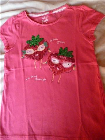 verschillende t shirten maat 110, Ophalen of Verzenden, Zo goed als nieuw, Meisje, Shirt of Longsleeve