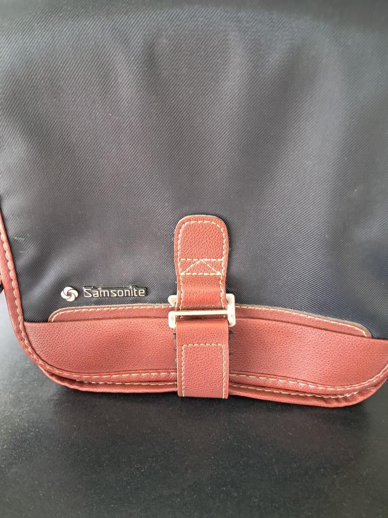 Handtas, merk Samsonite., Handtassen en Accessoires, Tassen | Reistassen en Weekendtassen, Ophalen of Verzenden, Gebruikt, Zwart